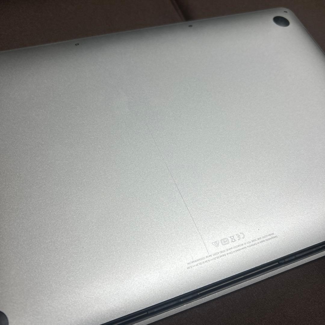 MacBook Pro シルバー