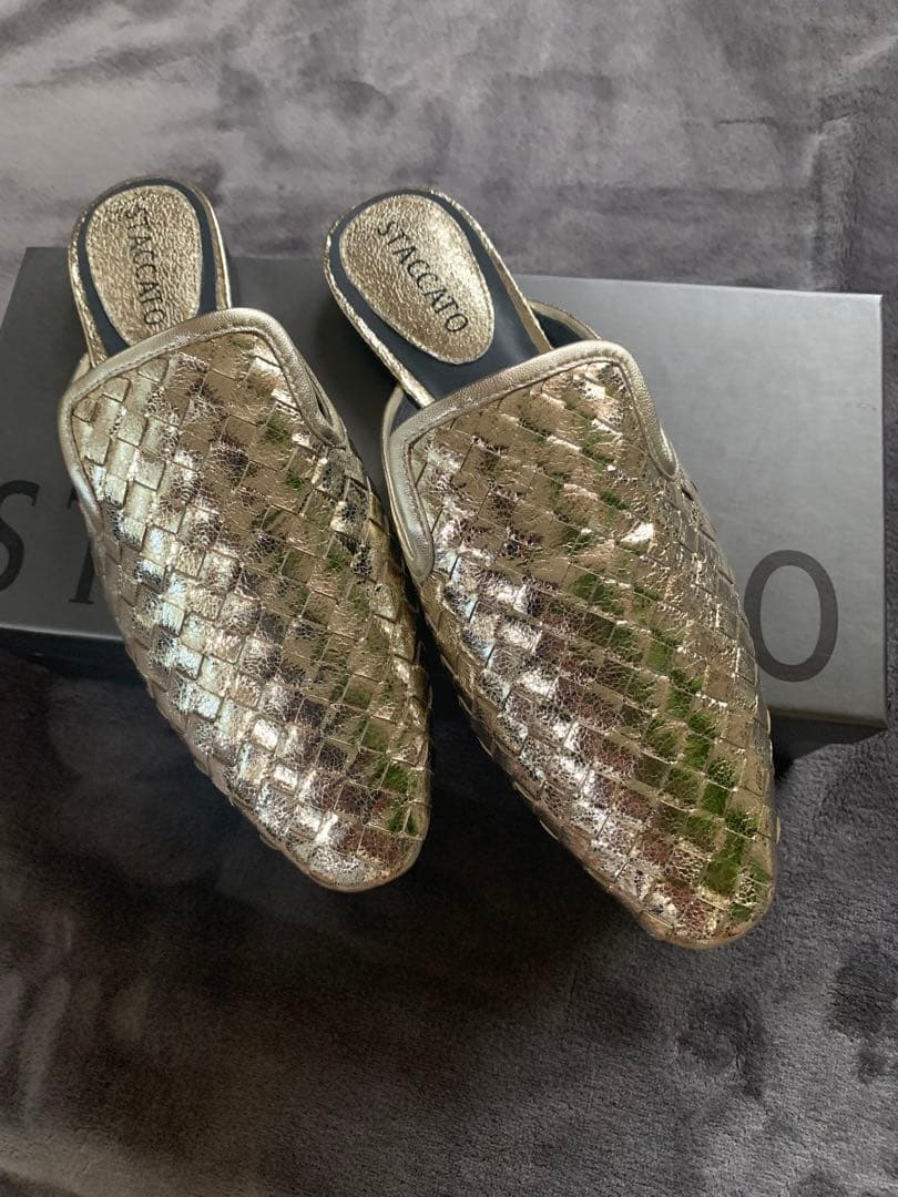 新品staccatoメタリック編み込みミュール