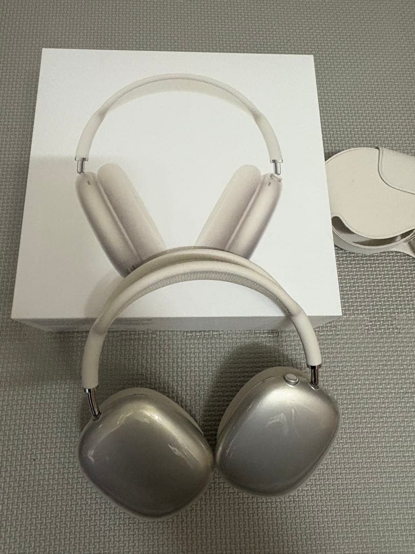 『美品』AirPods Max 2024ケース付き Type-C スターライト