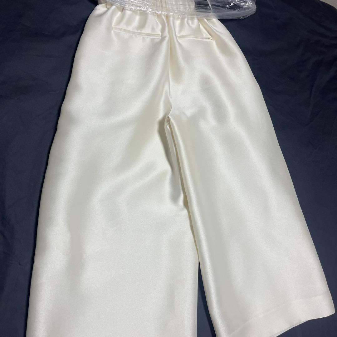 heve サテンフレアガウチョパンツ　白36
