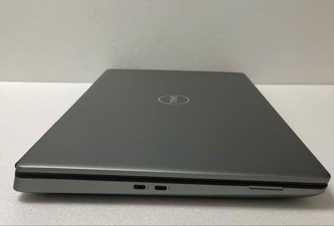 Windowsノート本体 DELL Pre7560 Core i9 32G/512G win 11pro