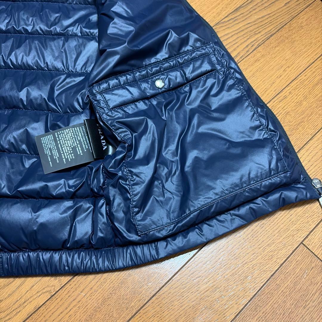 【希少美品】PRADAダウンベスト　ネイビー　国内正規品