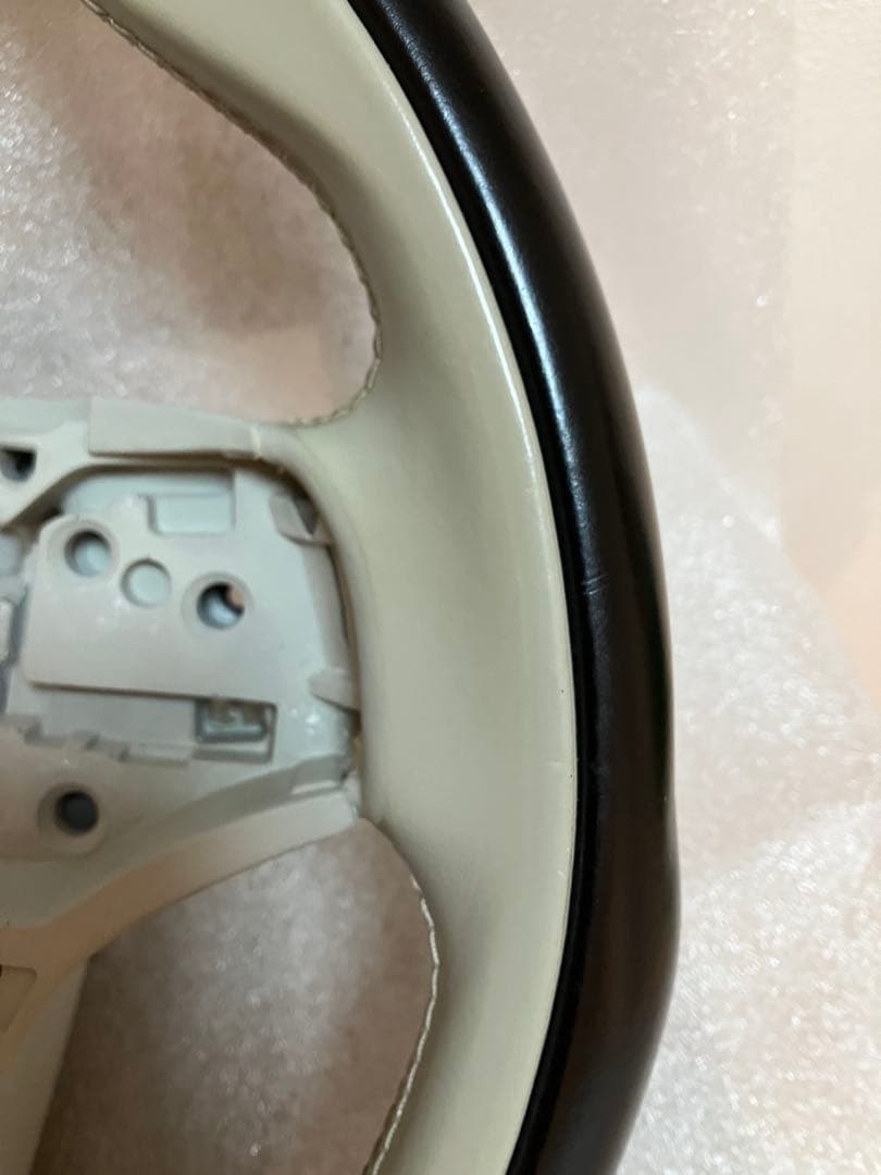 VOLVO ステアリングホイール 31426787 ボルボ　v40より取り外し