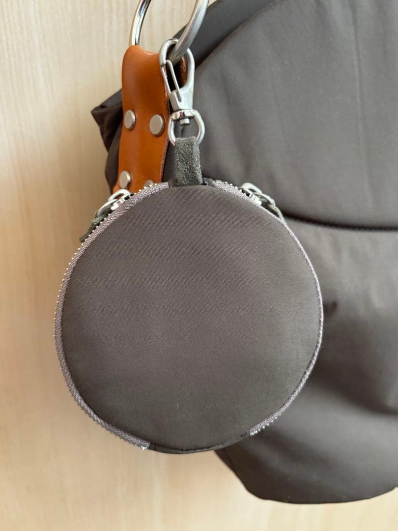 【美品】ノルン【N/ORN 】抱っこバッグ　ショルダーバッグ ヒップシート