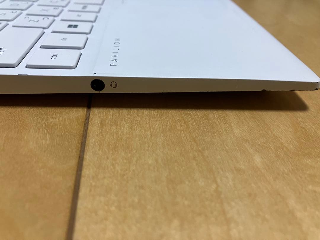 HP Pavilion ホワイトノートPC