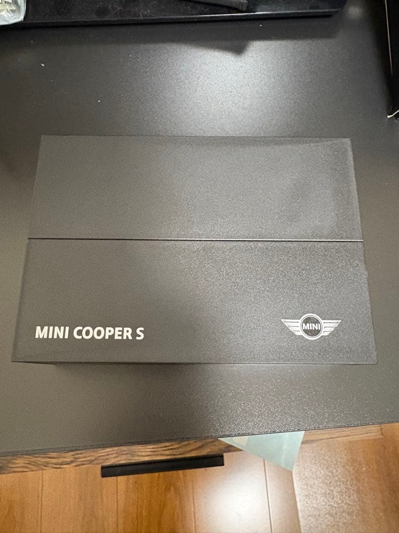 MINI COOPER S ミニカー 1/43 スケール 青