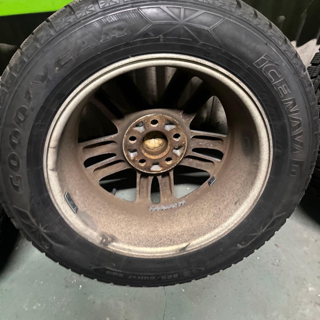 デリカd5 スタッドレスタイヤ　グッドイヤー　225/60R17