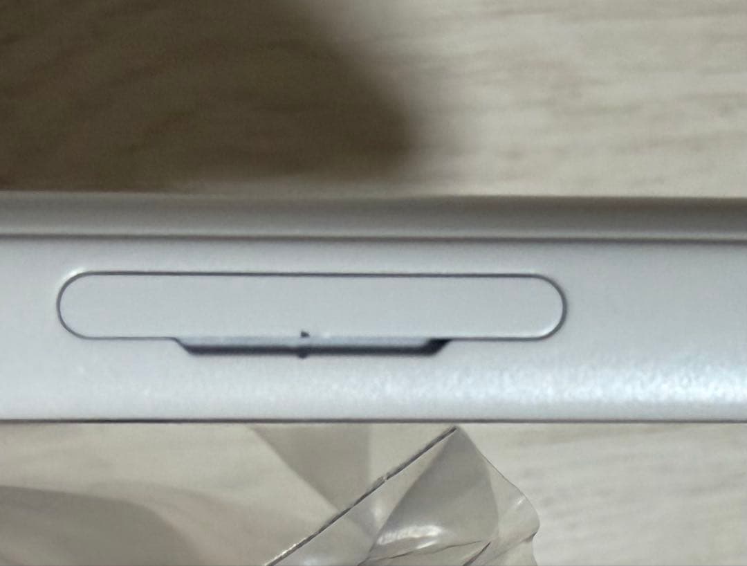 【専用khgundammk2様】arrows We FCG01 ホワイト 富士通