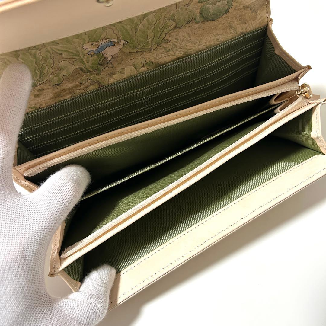 T*t様 ピーターラビット 長財布 レザー 型押し ペイント アート ベージュ