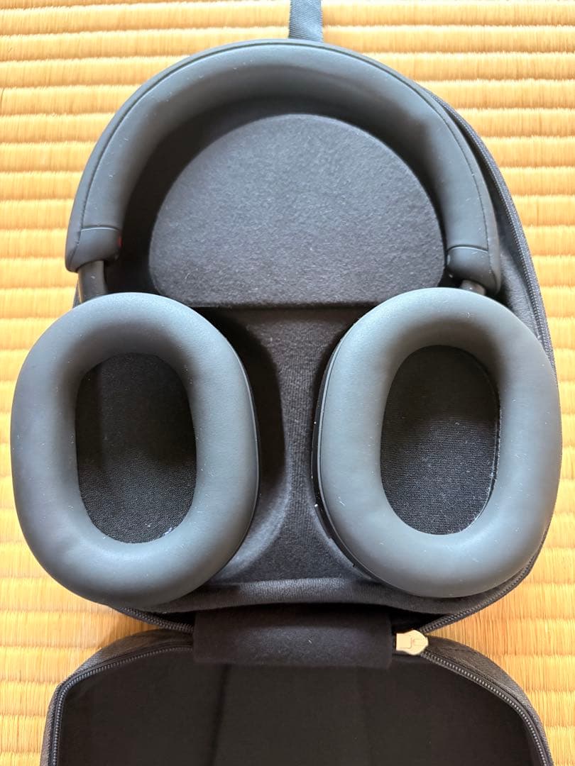 ヘッドホン sony wh-1000xm5