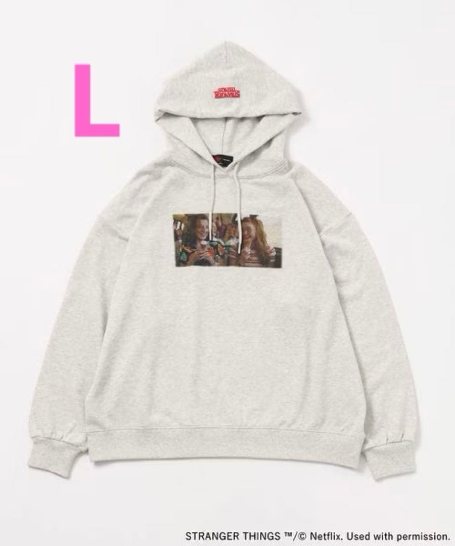 完売品【STRANGER THINGS】缶バッチ付きパーカーLショッパー付き