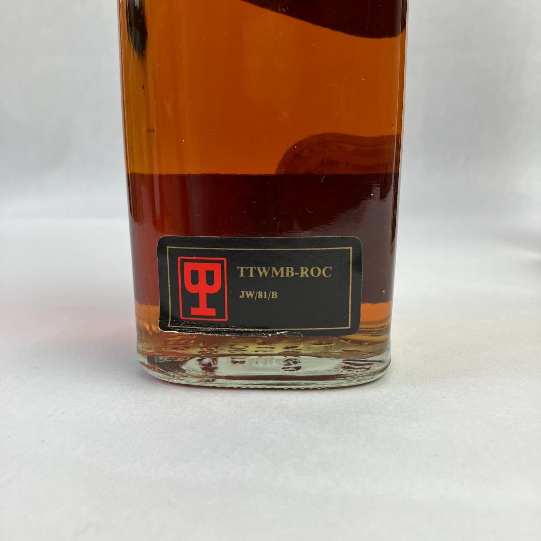 未開栓　ジョニーウォーカー ブラックラベル　特級　ジョニ黒　金キャップ　黒紋章