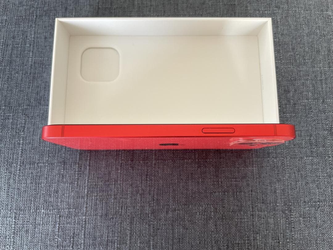 【美品】iPhone12 64GB レッド SIMフリー レザーケース付き