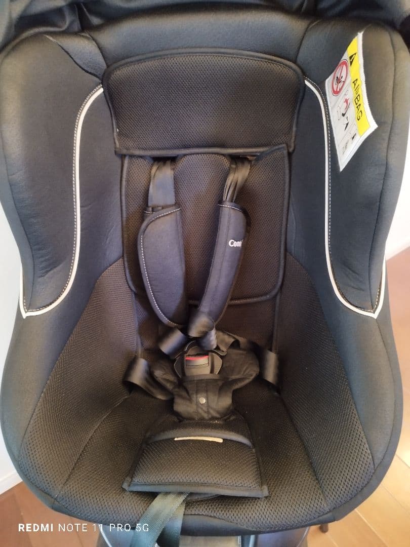 Combi コンビクルムーヴ　ISOFIX　エッグショック　限定モデル