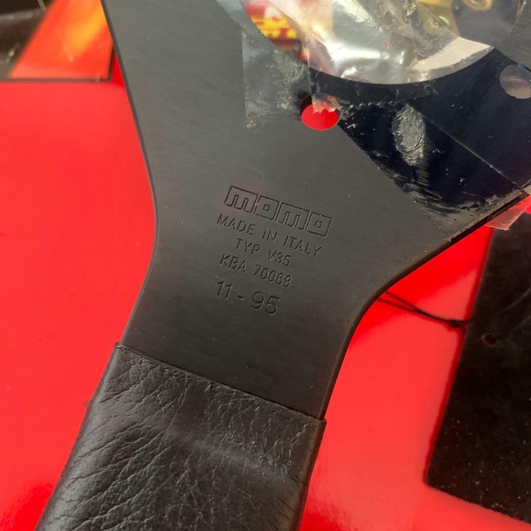 新品未使用MOMO ステアリングホイール 黒 DaikeiSTEEL BOSS