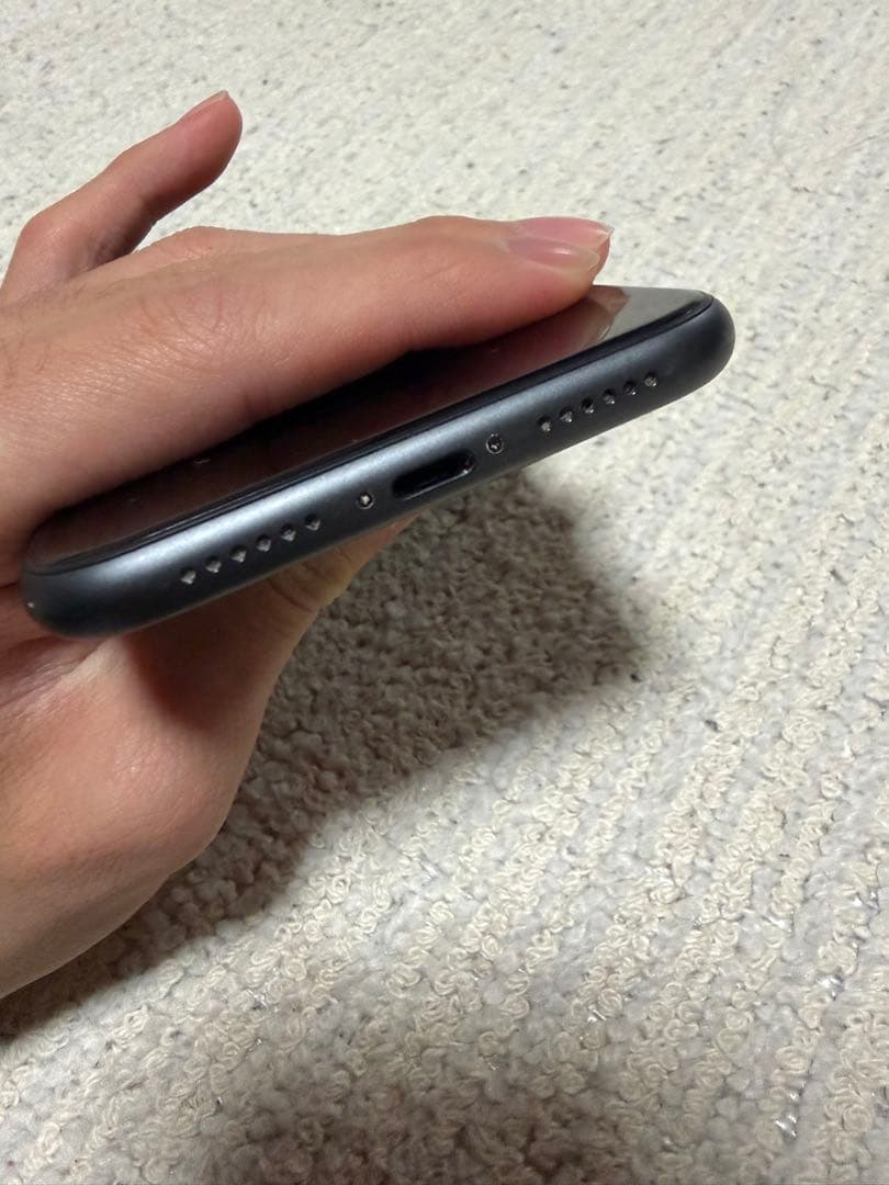 iPhone11 ブラック128G SIMフリー 美品ケース付き