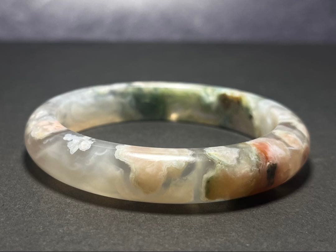 天然　桜瑪瑙バングル　57mm