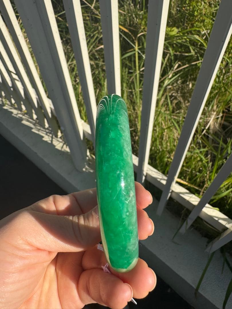 新品　天然翡翠 バングル丸型日本鑑別書付き