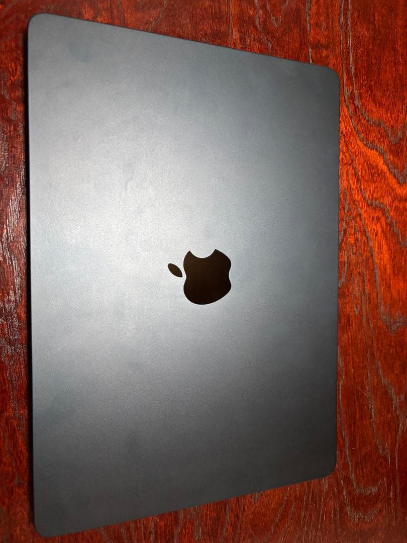 Apple MacBook Air M2 (2022) 本体