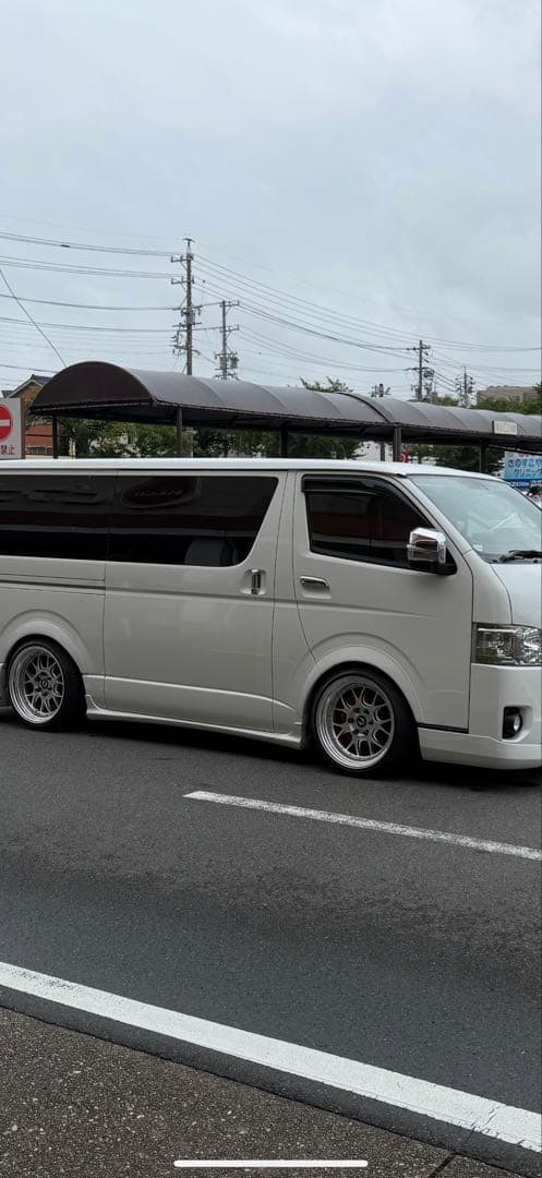 エイムゲイン19インチ　ハイエース