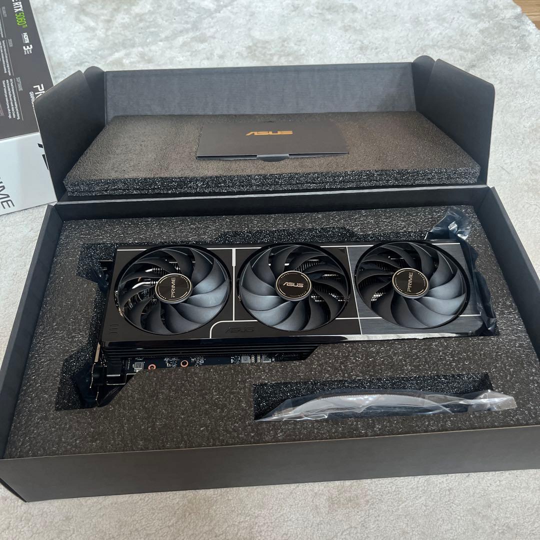ASUS RTX 5060ti 8GB 美品