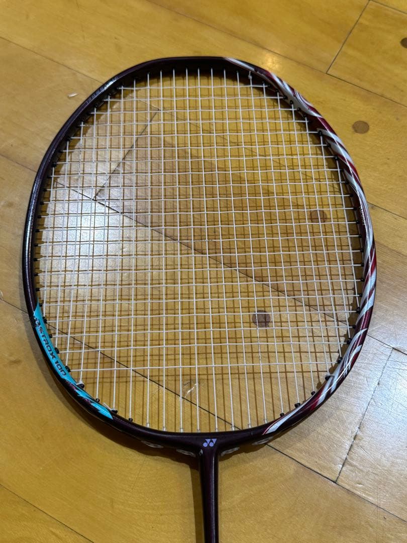 【専用(ガンダム7号機さま)】ASTROX 100zz バドミントンラケット