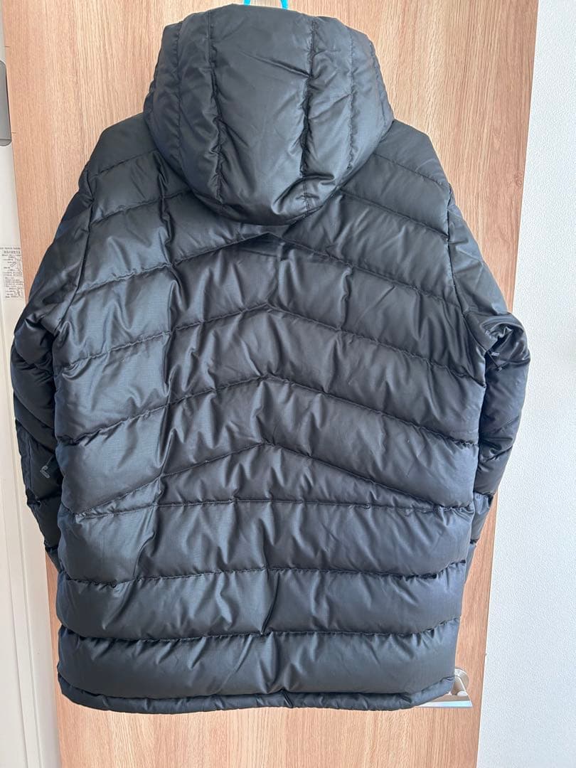 Patagonia ブラック ダウンジャケット フード付き M
