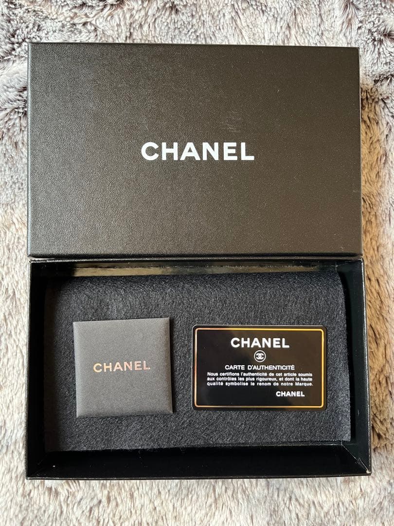 お値下げ/超美品　CHANEL キャビアスキン　長財布　ブラック