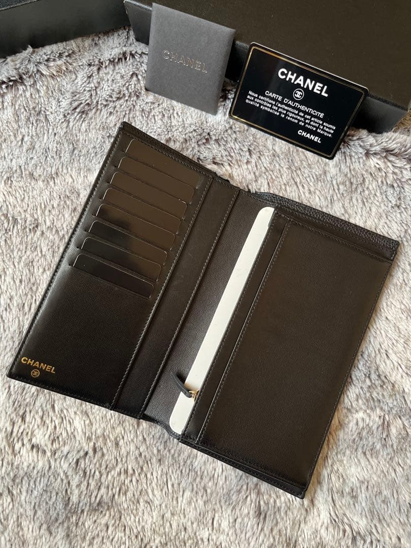 お値下げ/超美品　CHANEL キャビアスキン　長財布　ブラック