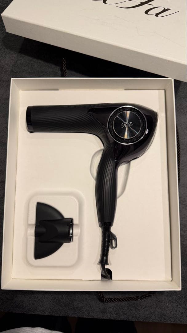 リファ　ドライヤー　ブラック