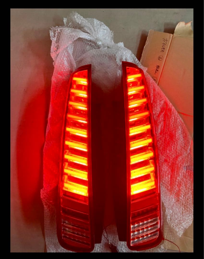 ダズフェローズ　テールランプ