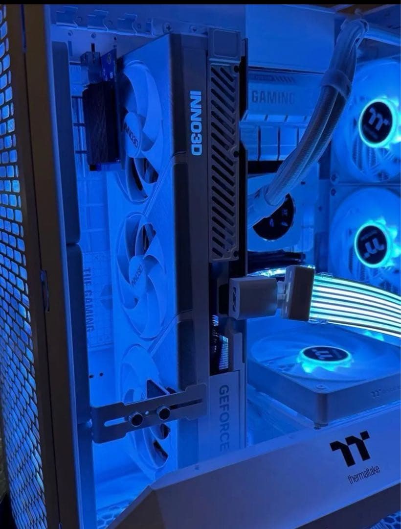 INNO3D GeForce RTX 4080 Super 16GB ホワイト