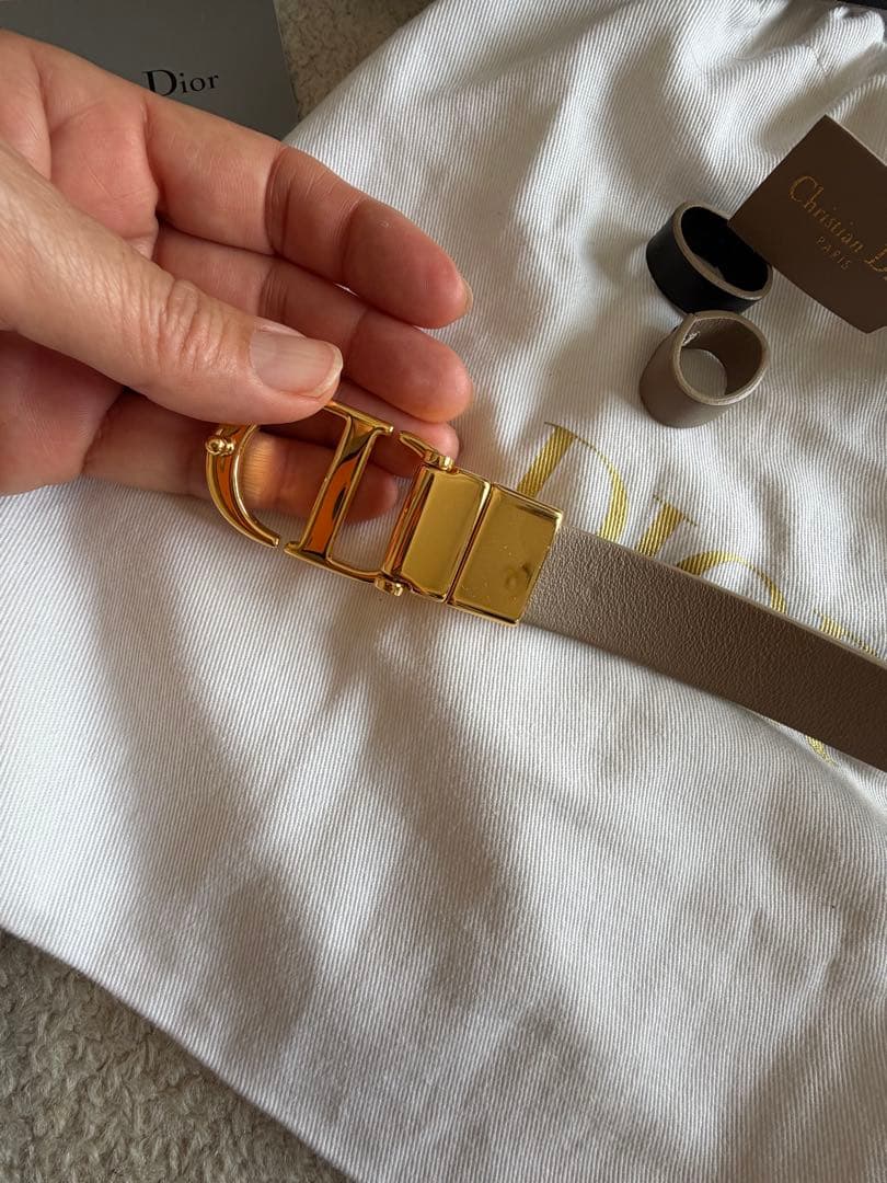 【美品❣️】ディオールモンテーニュリバーシブルベルト80㎝2㎝幅 グレージュ黒