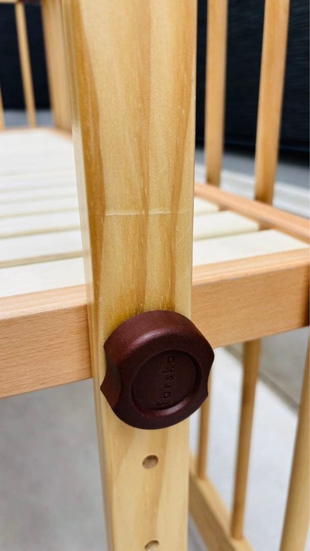 ファルスカ　ベッドサイドベッド　03　(キャスター・ジョイント用安全ベルト付)