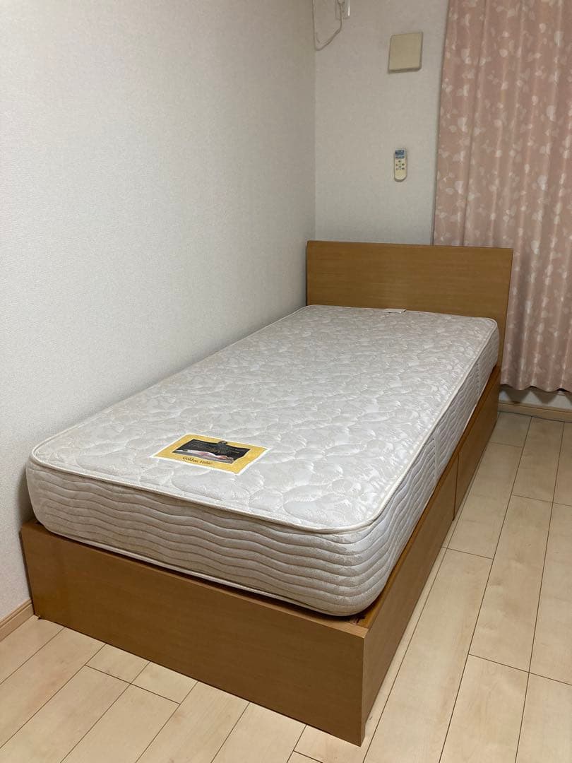 ベッドフレーム　7月17日まで