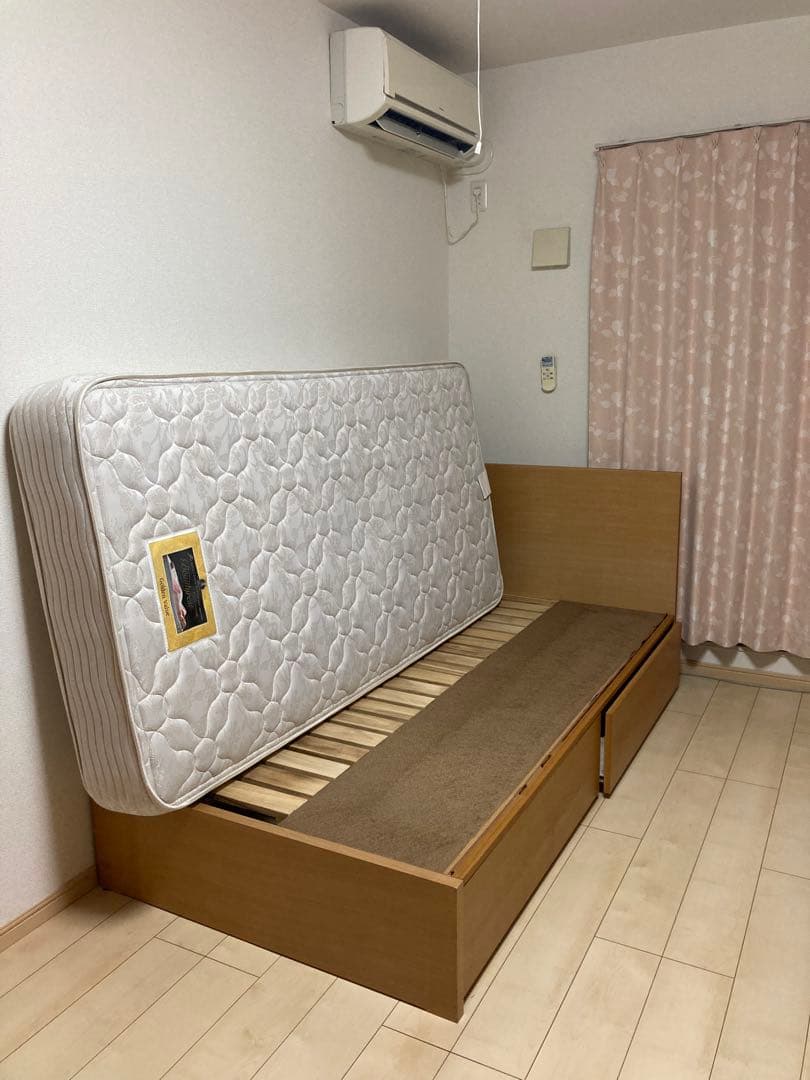 ベッドフレーム　7月17日まで