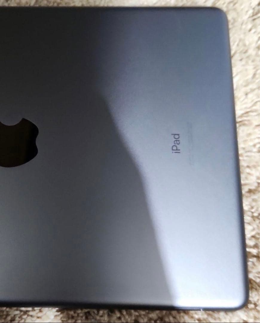 r*2様 AppleiPad第7世代