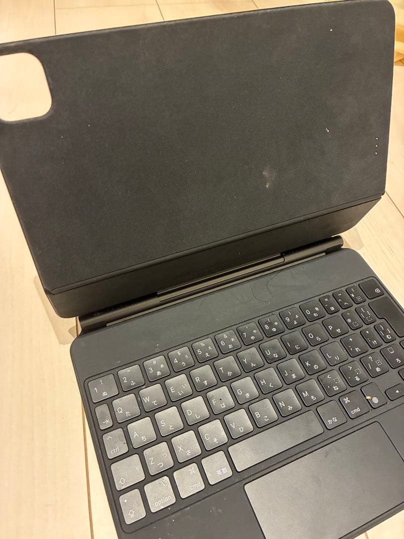 【美品・即日発送】iPad Air 第5世代 Wi-Fiモデル＋キーボード付き