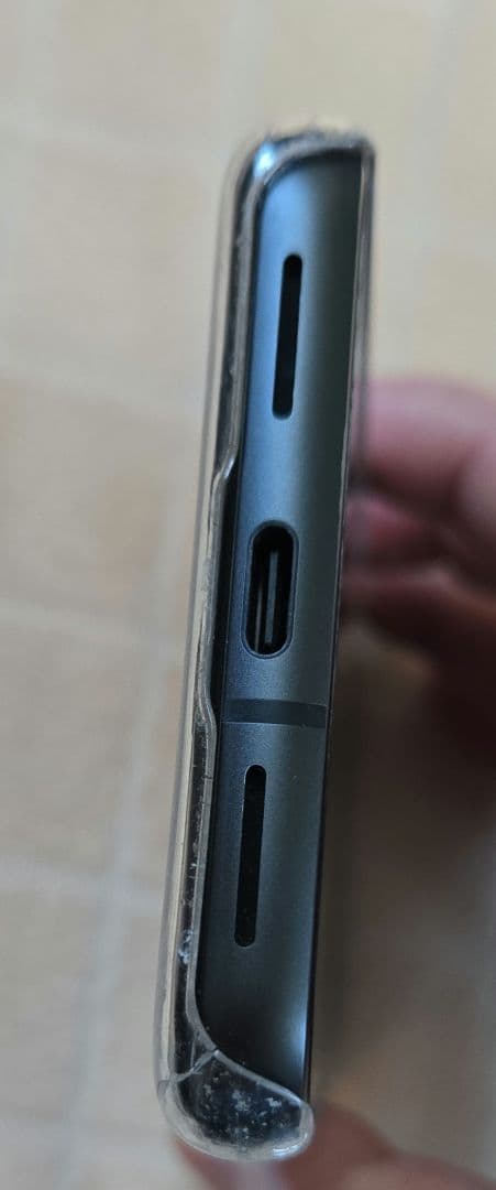 Google Pixel8 128GB （SIMフリー）箱　ケーブル付　極美品