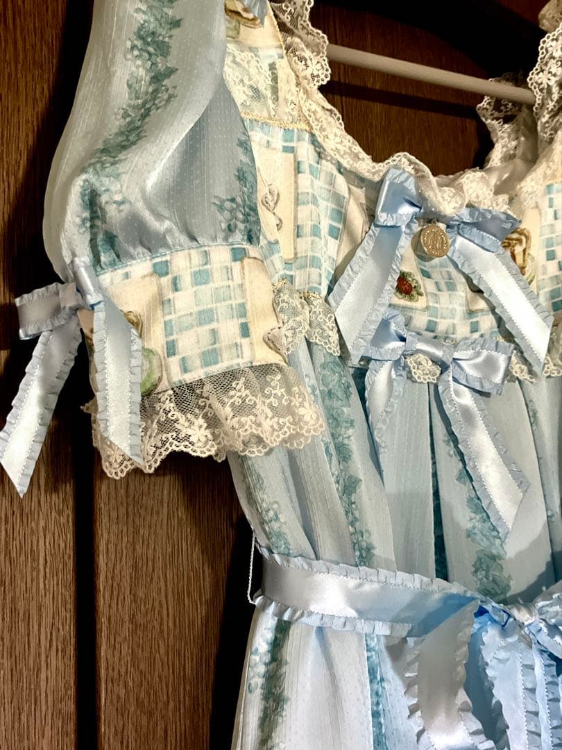 BABY 覚めない夢をみるためのRe・ci・pe柄 ワンピース カチューシャ