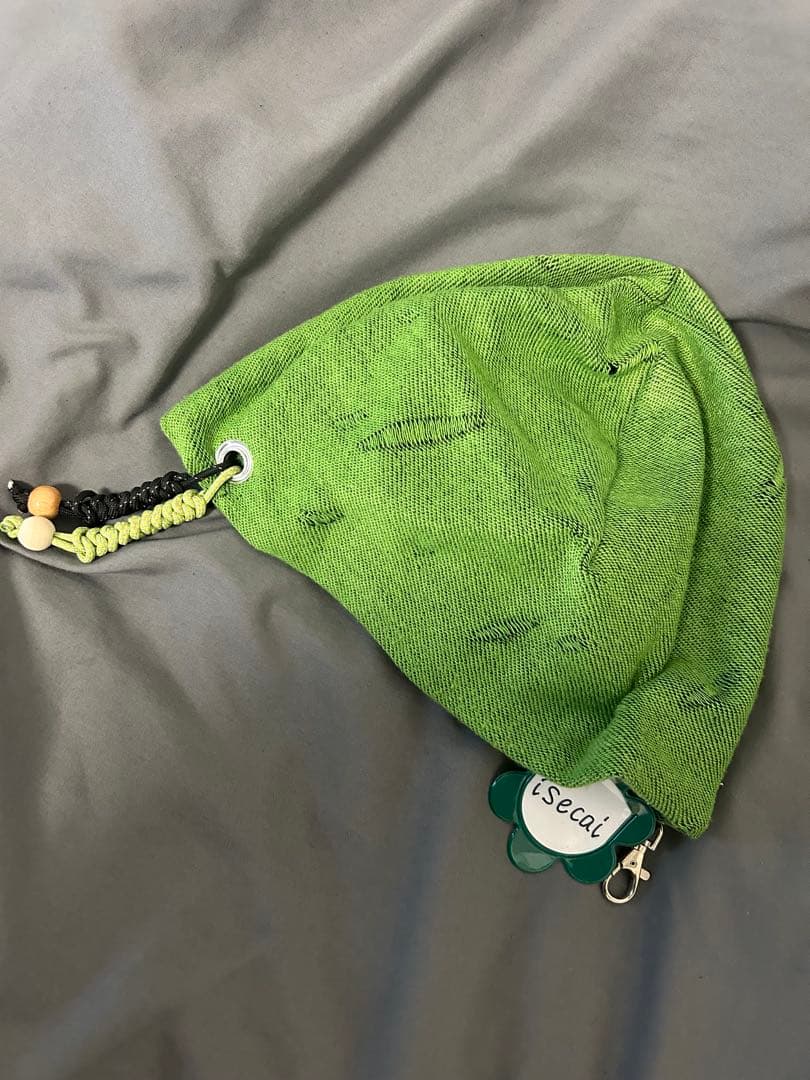 isecai ビーニー黒緑