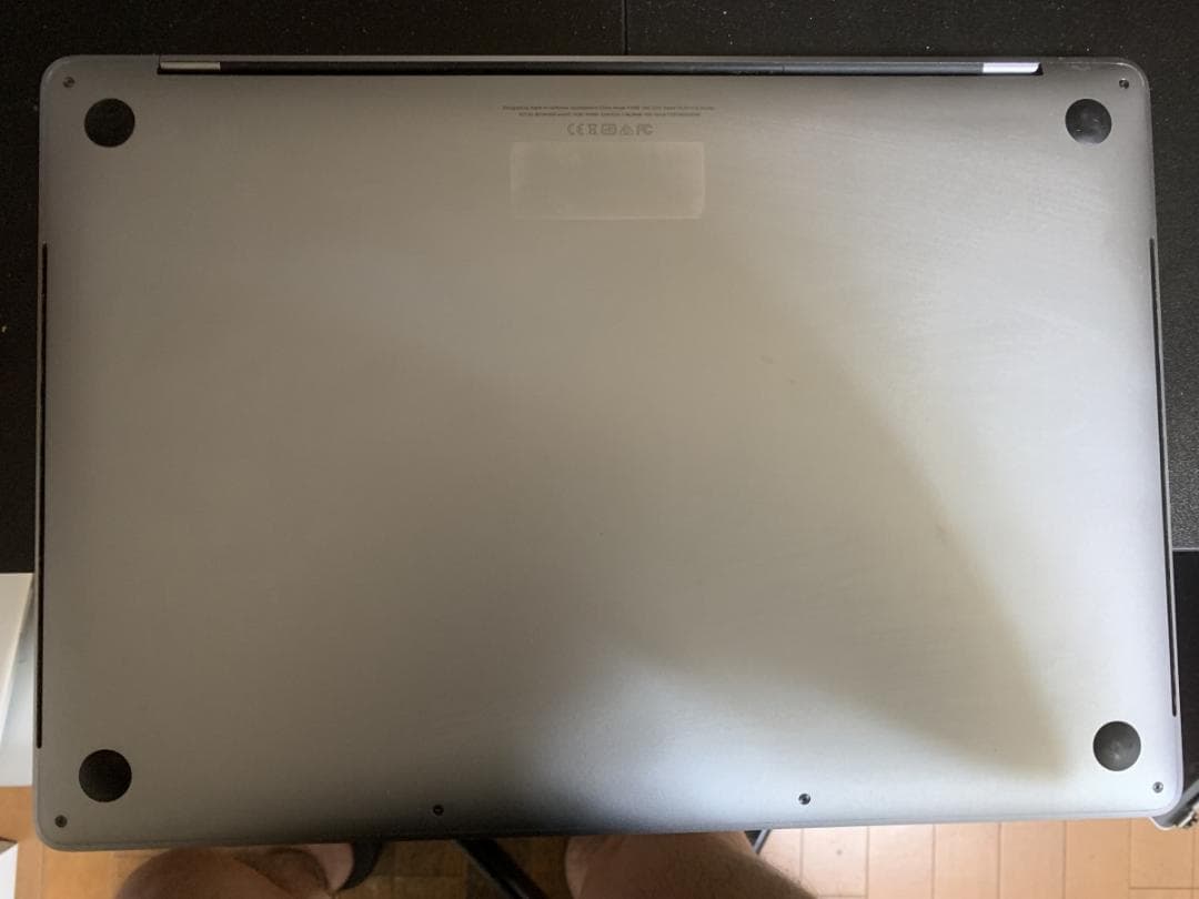 美品 MacBook Pro A1990 2018 i7/32GB/512GB