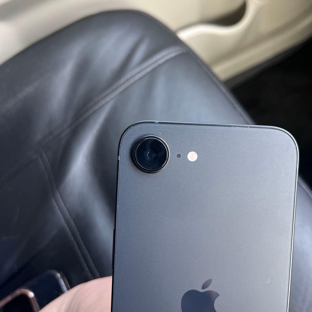 iPhone16e ブラック　128GB SIMフリー