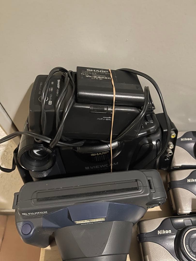 rollei，konica c35，canon ae-1，nikon d80…