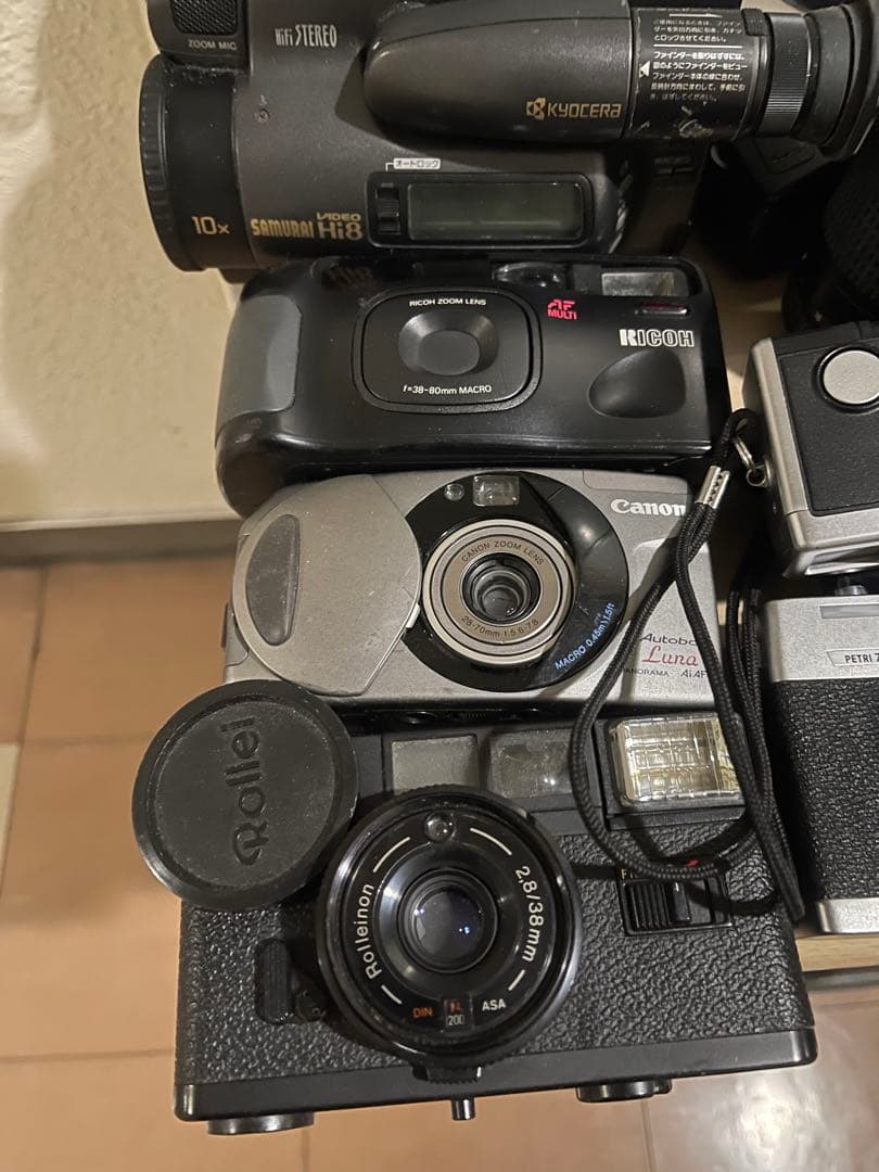 rollei，konica c35，canon ae-1，nikon d80…