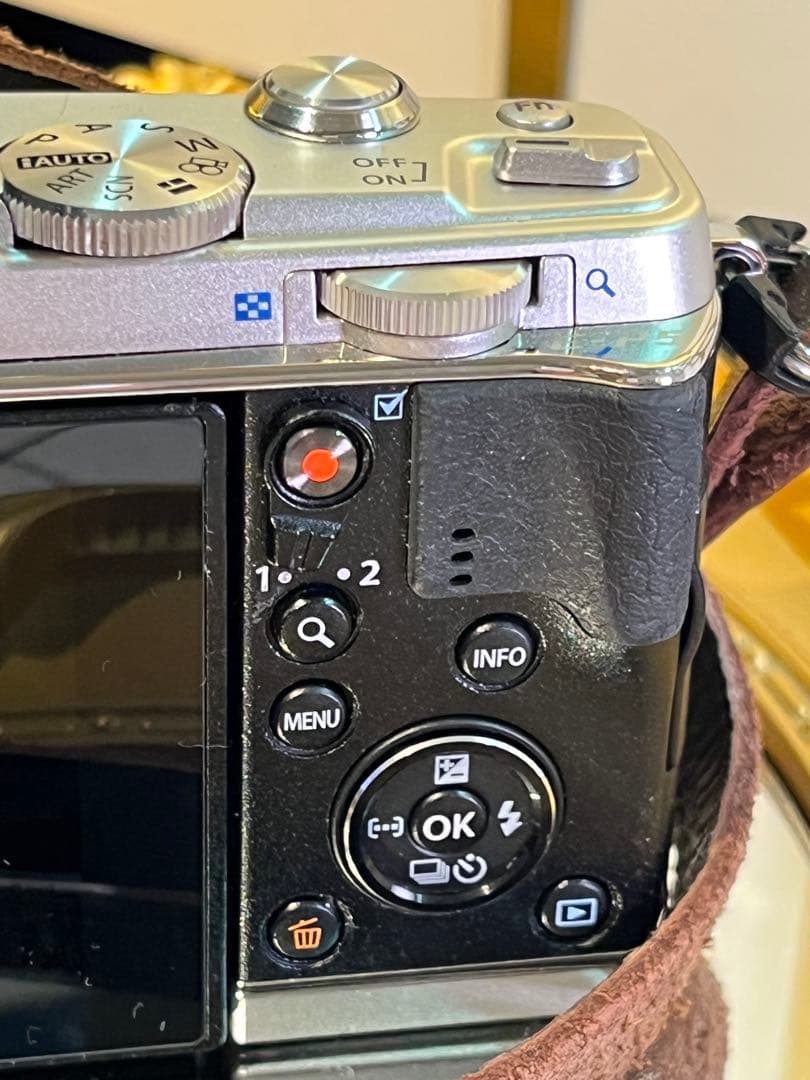 295回 ? 美品 OLYMPUS E-P5 VF-2 14-42mm II R