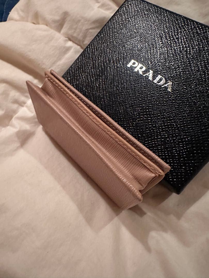 PRADA ピンクレザー 名刺入れ