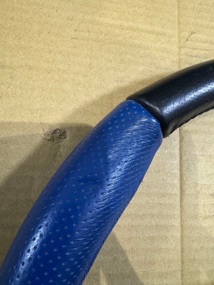 スポーツステアリング 絶版希少モモmomoコマンド1ステアリングハンドル