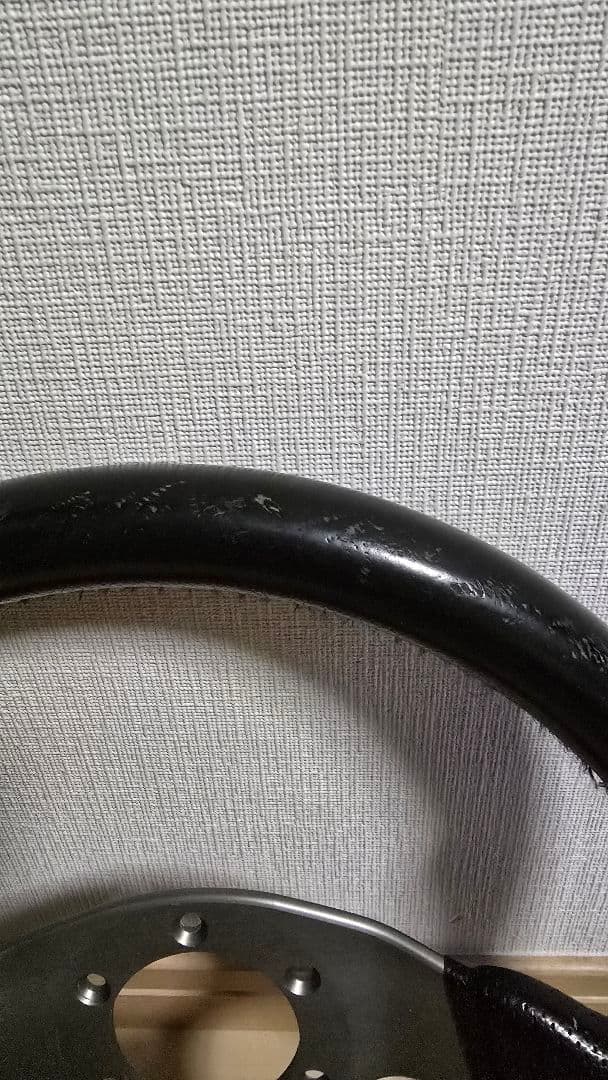 MOMO Race ステアリング 32Φ