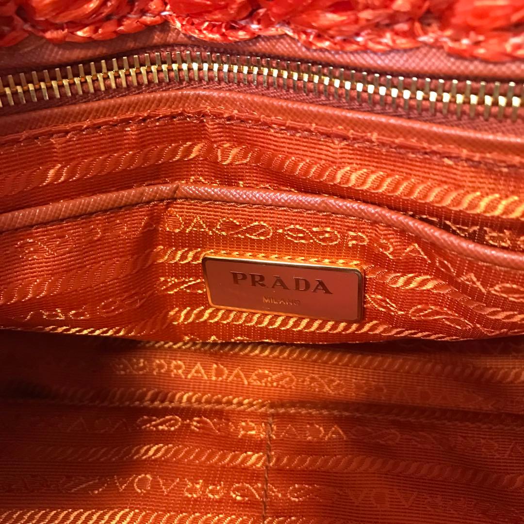 プラダ ラフィアトートバック 中古（美品）